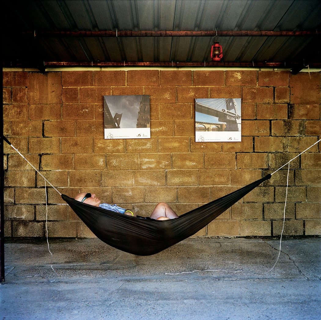 Sieste en hamac, &agrave; l’&eacute;tape