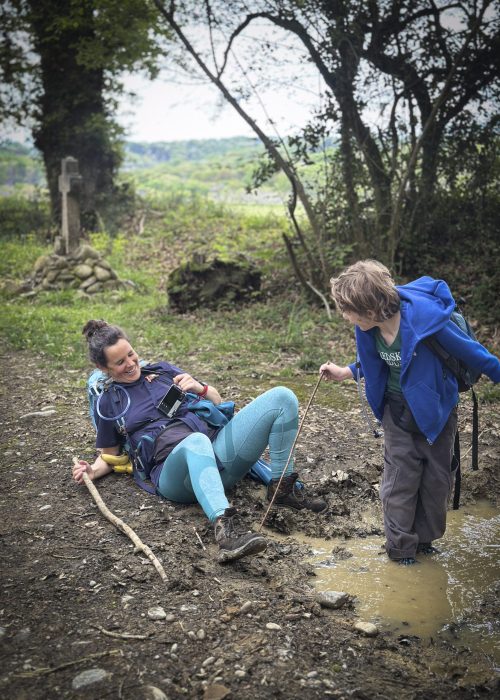 Marche accompagnée compostelle parent enfant